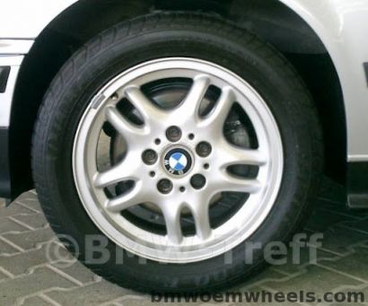 Estilo de rueda de BMW 30