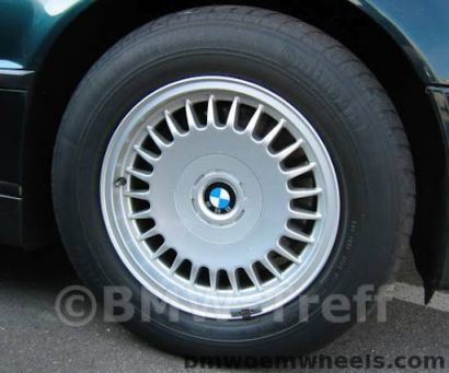 Estilo de rueda BMW 15