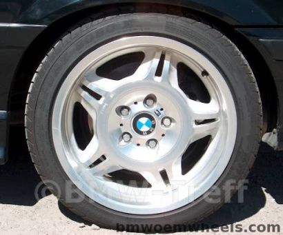 Estilo de rueda BMW 24