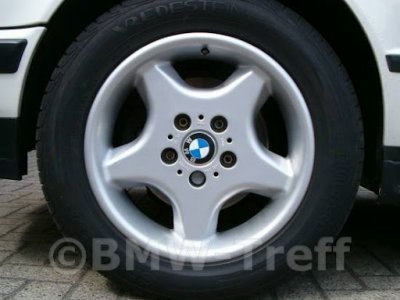 Стиль колес BMW 16