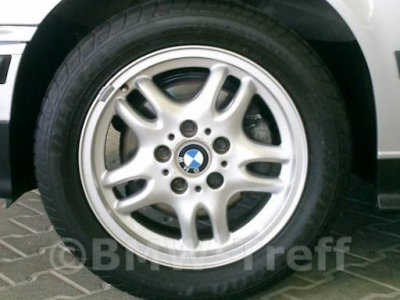 Estilo de rueda de BMW 30