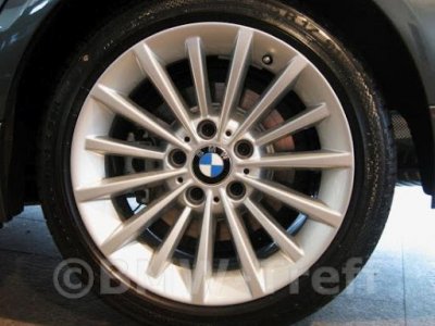 Style de roue BMW 284