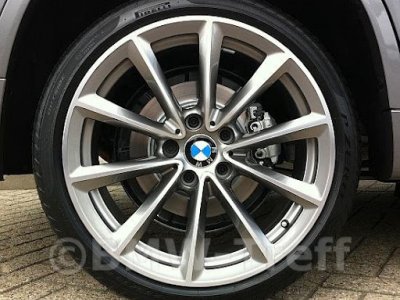 Estilo de rueda BMW 324
