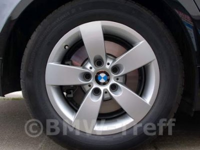 Estilo de rueda BMW 242