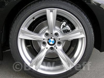 Stilul roții BMW 325