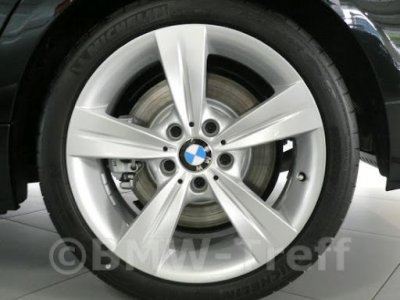 Estilo de rueda BMW 287
